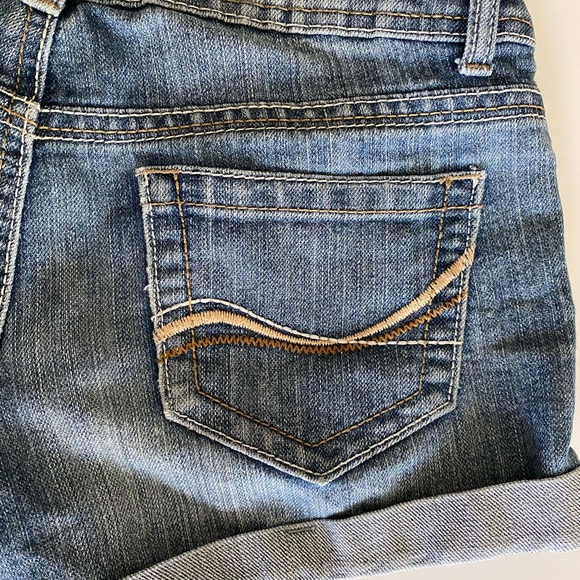 Denim Shortie Shorts - Picture 5 of 5